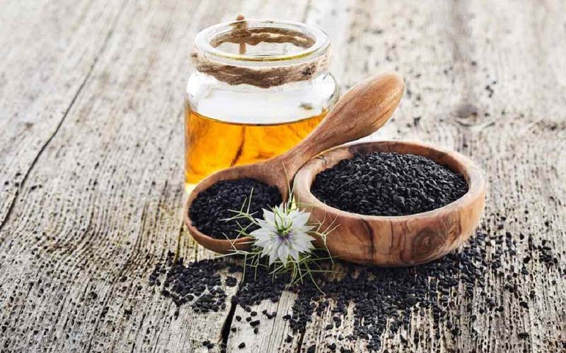 خواص درمانی سیاه دانه / 20 خاصیت شگفت انگیز از ترکیب سیاه دانه و عسل