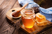 بانوان بخوانند / خواص شگفت انگیز عسل گون برای رحم در طب سنتی