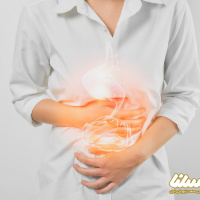 برای تقویت سیستم گوارشی از عسل تک گل مانوکا استفاده کنید