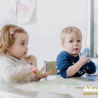 از چه زمانی خوردن عسل برای نوزادان بی خطر است؟
