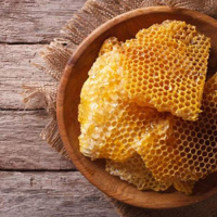 دستور ساخت لوسیون مرطوب کننده خانگی با موم زنبور عسل