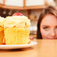 علت میل به شیرینی چیست؟ /  کدام خوراکی ها میل به شیرینی را کم می کند؟