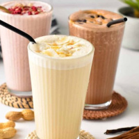 طرز تهیه اسموتی پروتئینی خوشمزه با بادام و عسل برای ورزشکاران