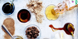 این شیرین کننده های طبیعی را موقع افطار جایگزین شکر کنیم